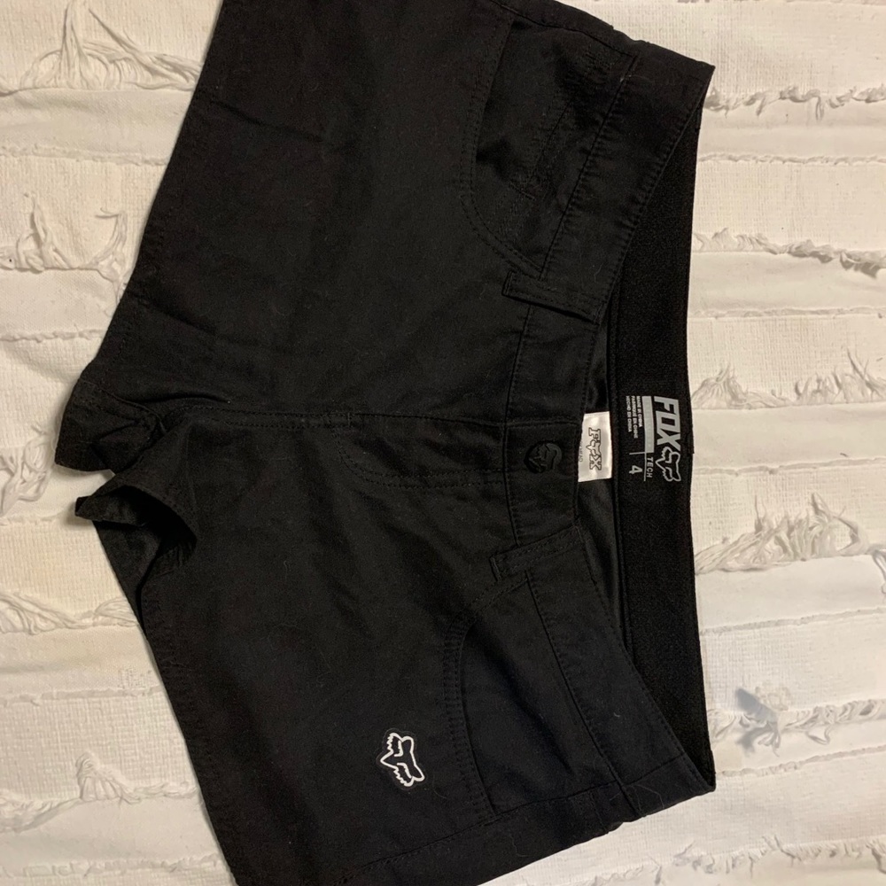 Ladies size 4 Fox shorts